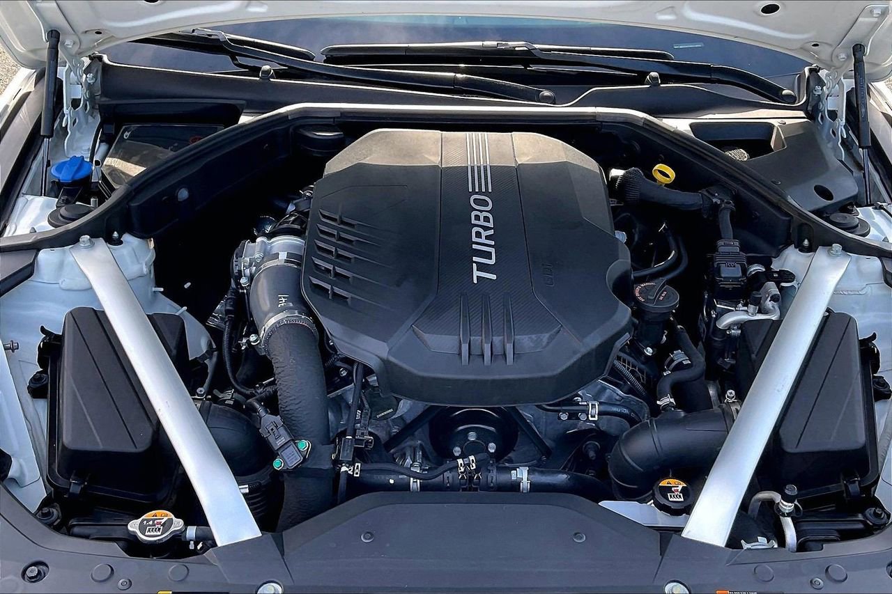 Used 2023 Genesis G70 3.3T w/ Sport Prestige Package image 39