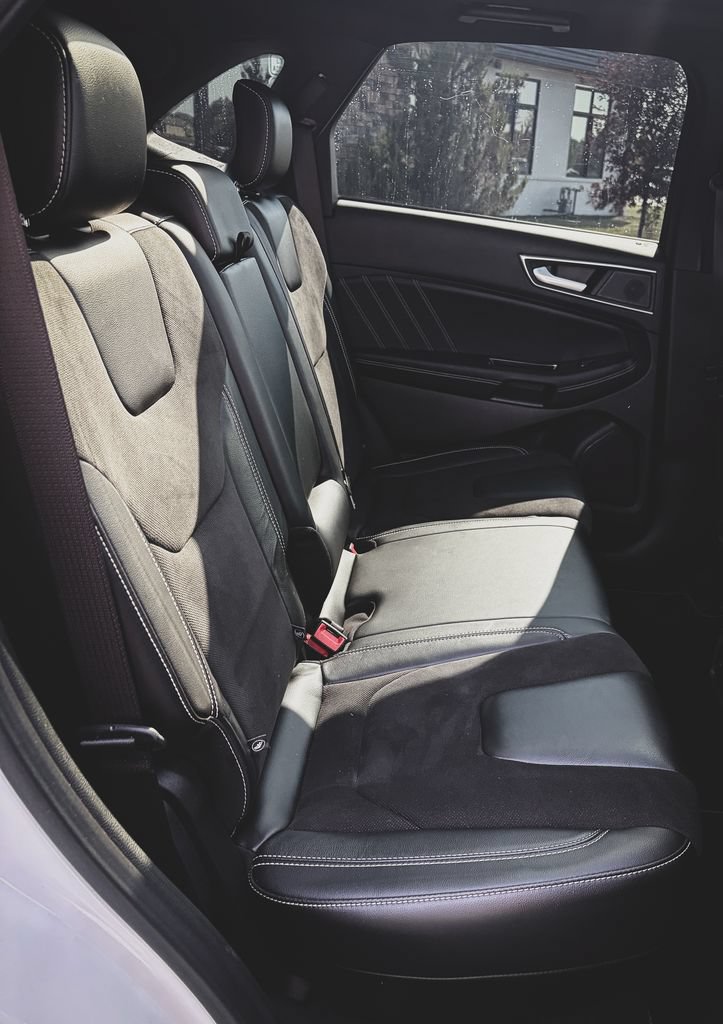 Used 2020 Ford Edge ST w/ Equipment Group 401A AWD/4WD image 31