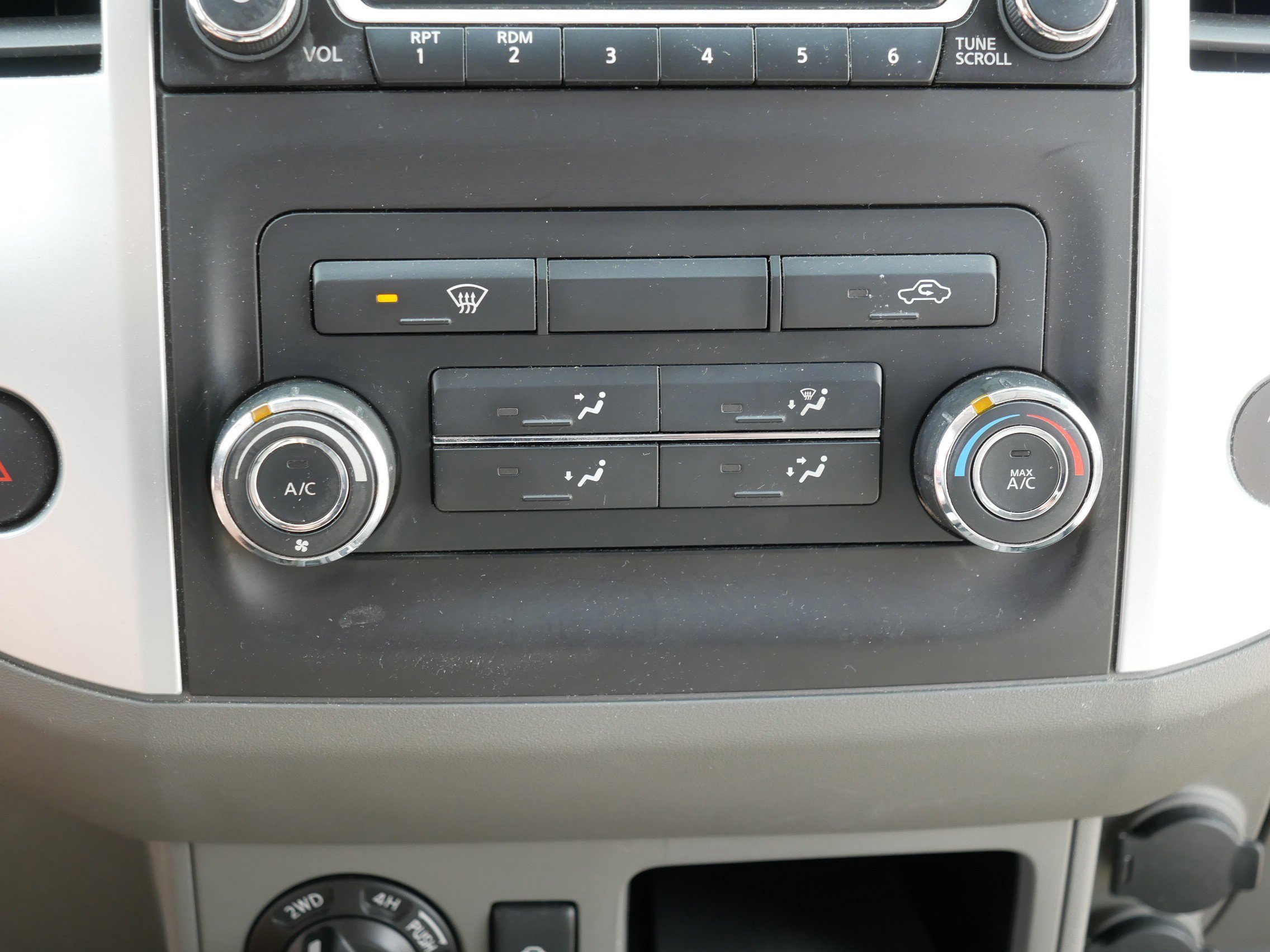 Used 2016 Nissan Frontier SV AWD/4WD image 26