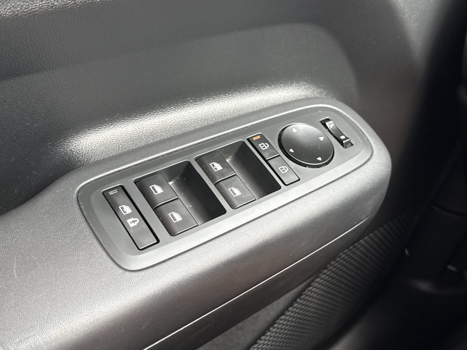 Certified 2024 Hyundai Santa Fe SE AWD/4WD image 18
