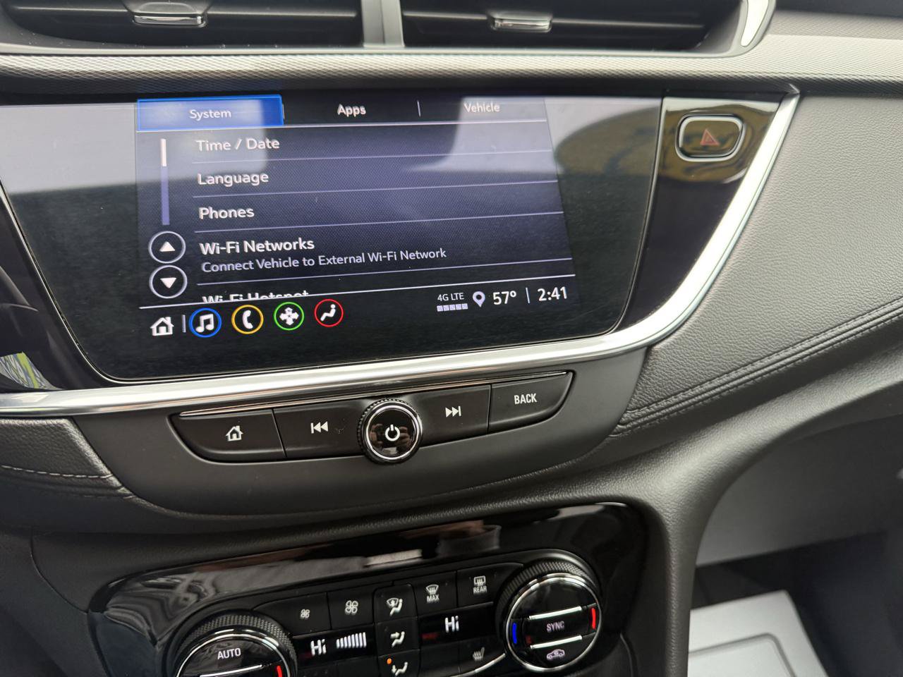 Used 2022 Buick Encore GX Select AWD/4WD image 23