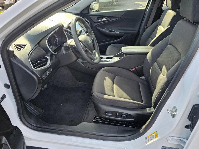 Used 2024 Chevrolet Malibu LT FWD image 17