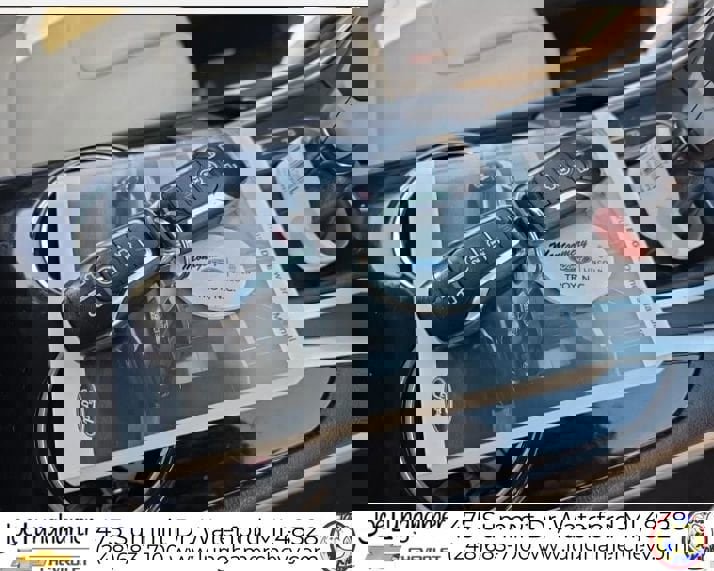 Used 2015 Ford Edge Titanium w/ Technology Package image 13