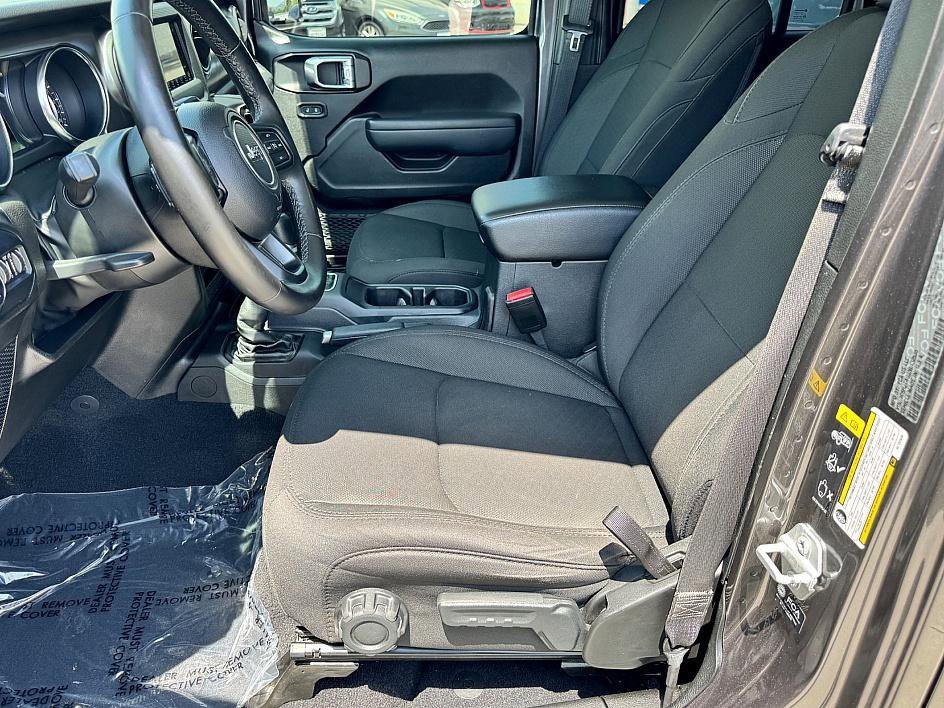 Used 2022 Jeep Gladiator Sport image 19