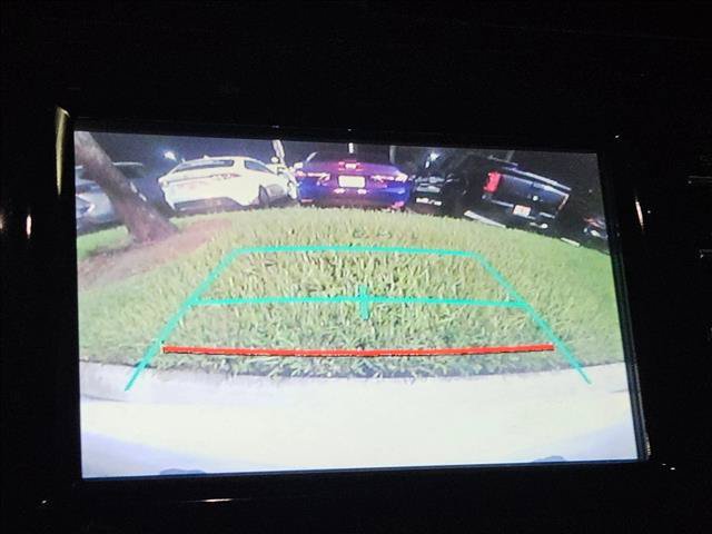 Used 2019 Toyota Camry LE FWD image 11