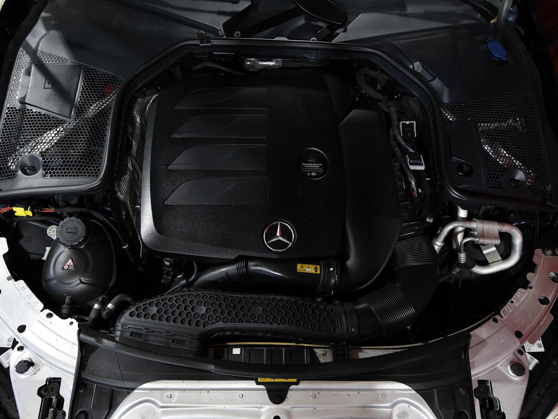 Used 2019 Mercedes-Benz C 300 4MATIC Cabriolet image 32