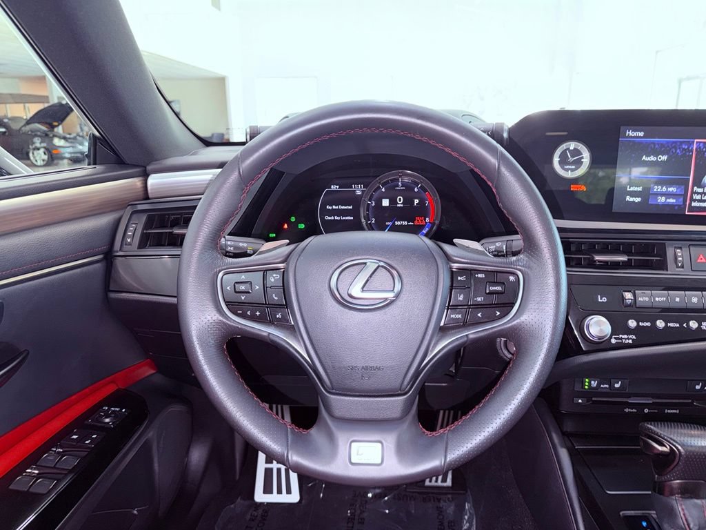 Certified 2022 Lexus ES 350 F Sport w/ Accessory Package 2 FWD image 17