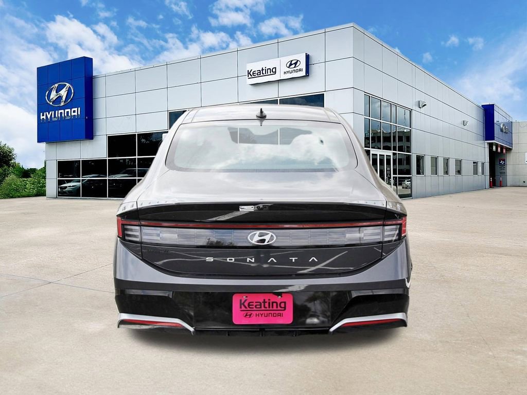 Certified 2025 Hyundai Sonata SEL image 6