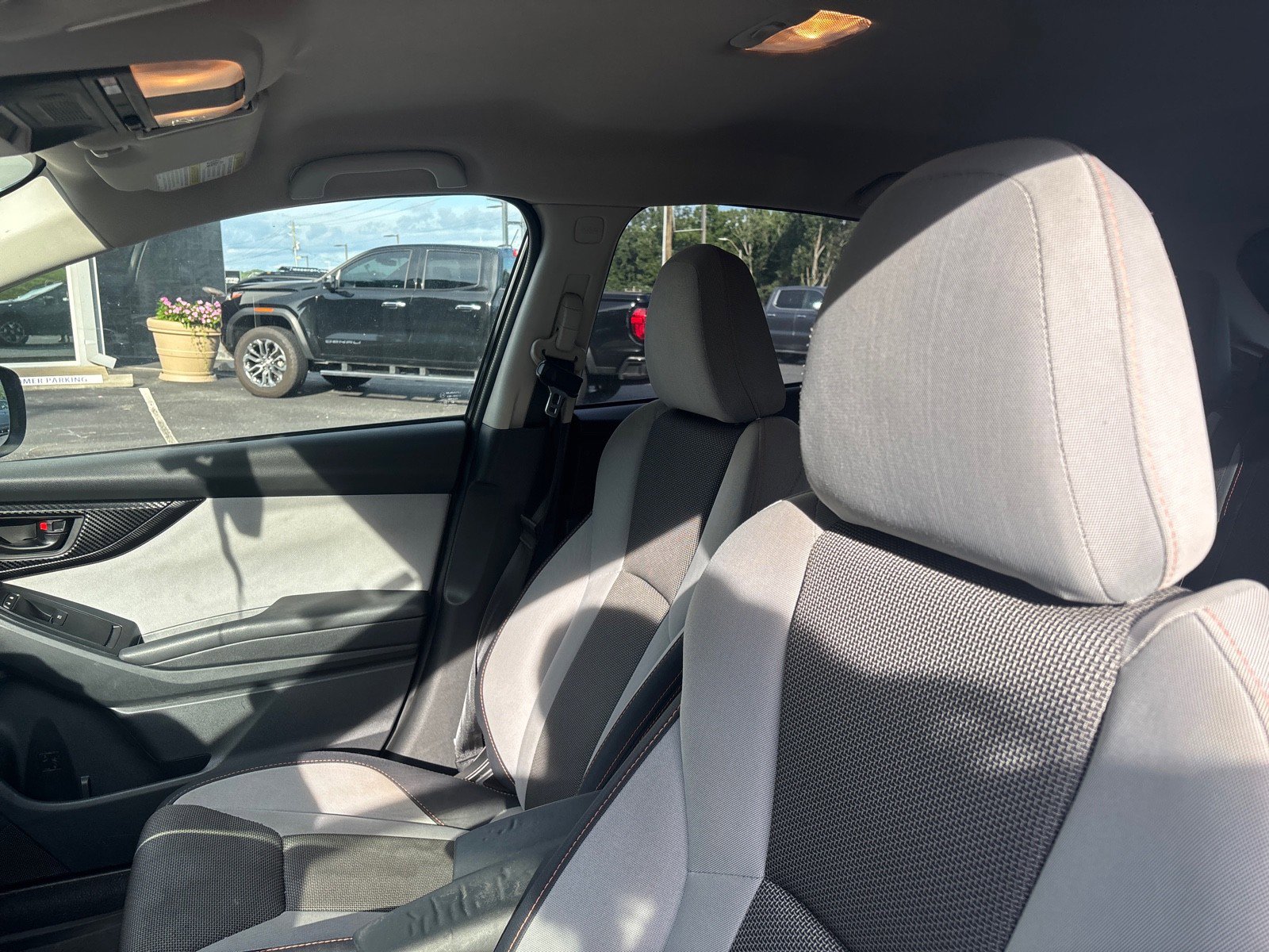 Used 2018 Subaru Crosstrek 2.0i Premium w/ Popular Package #2 image 12