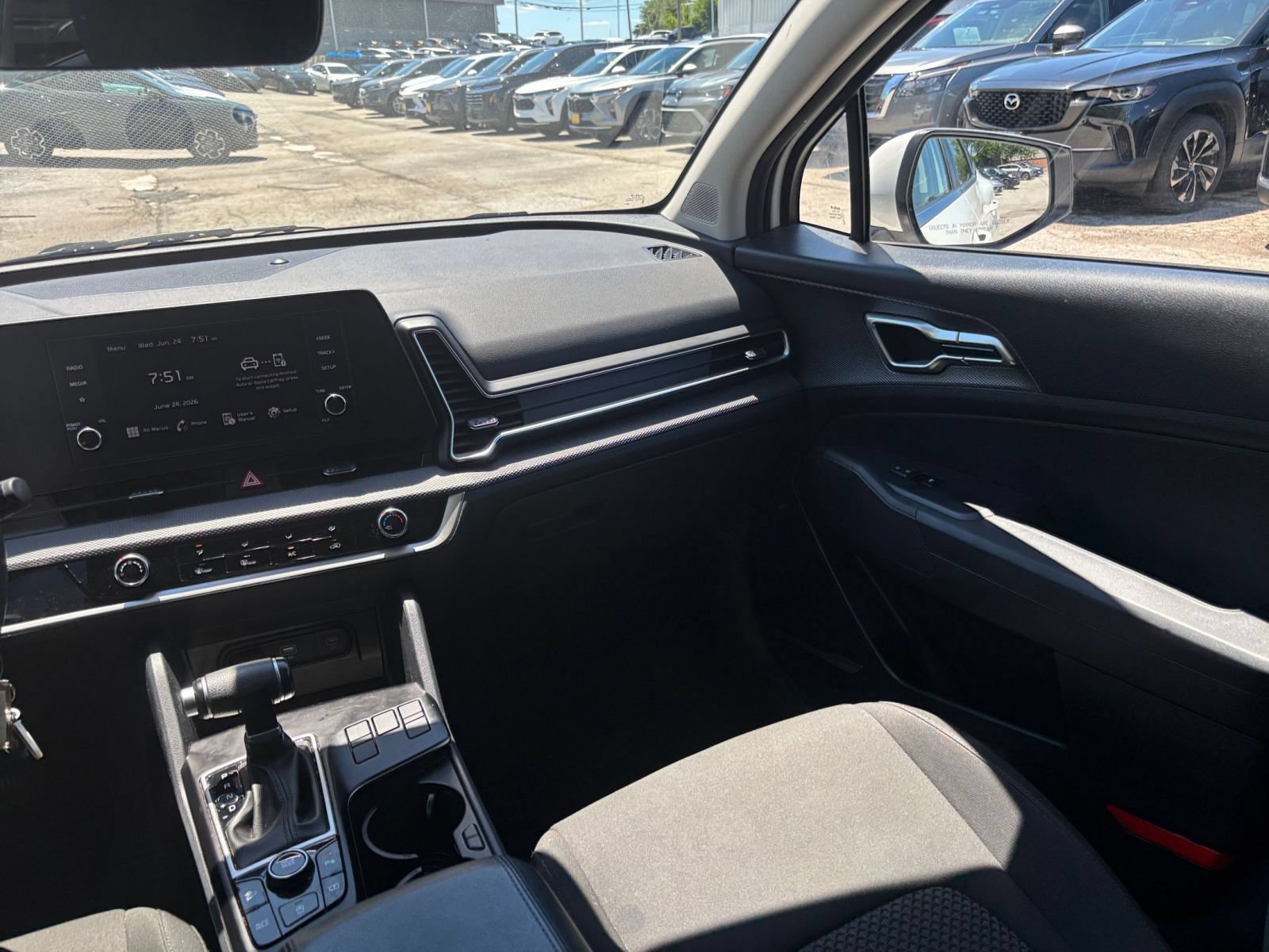 Used 2024 Kia Sportage LX FWD image 30