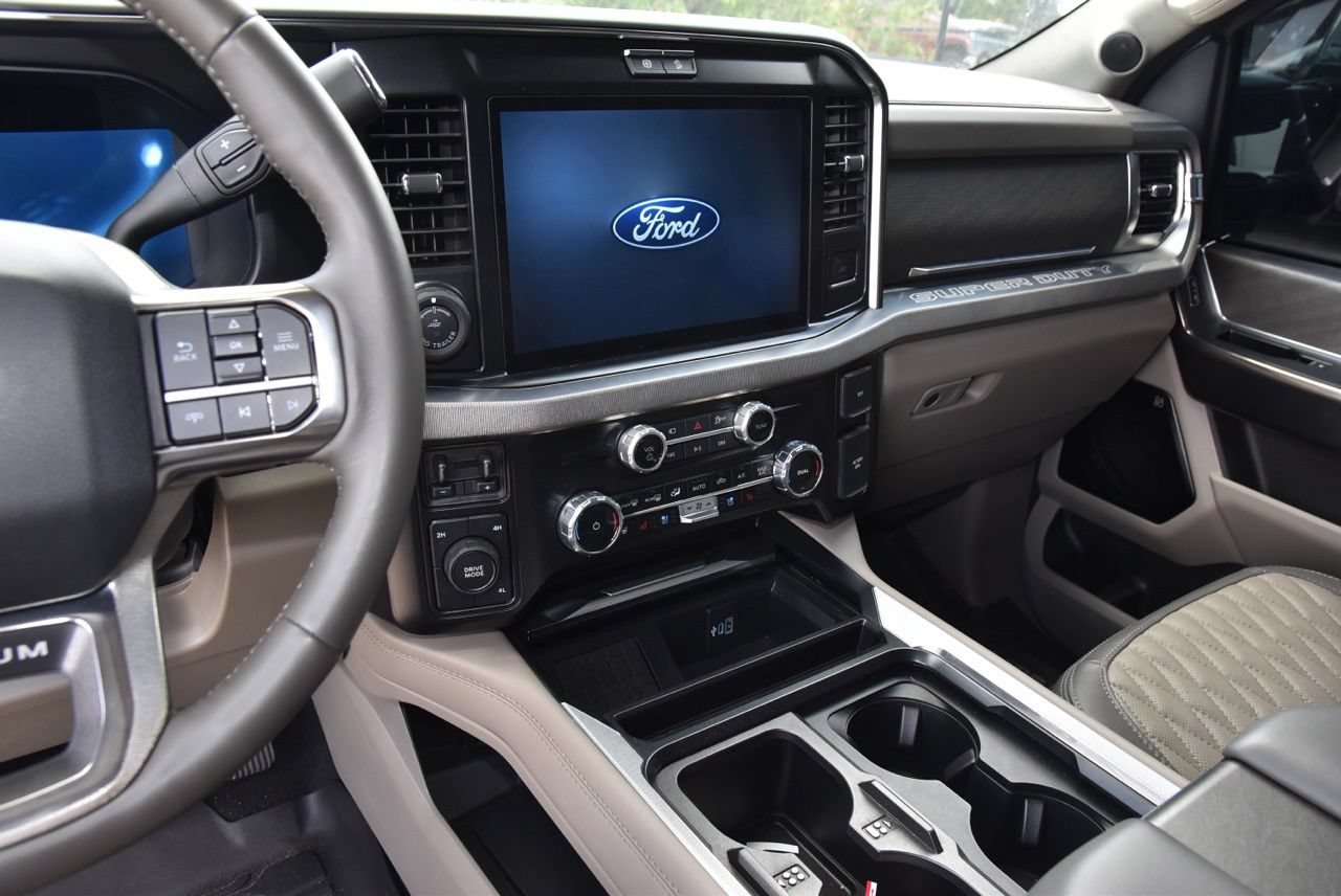 Used 2026 Ford F350 Platinum w/ Platinum Plus Package AWD/4WD image 9