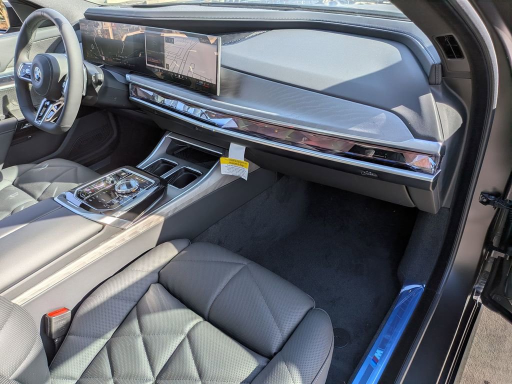 New 2026 BMW 740i image 10