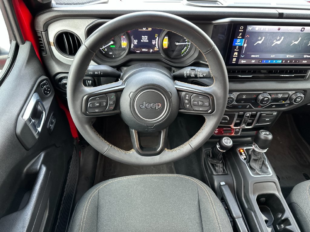 Used 2024 Jeep Wrangler Unlimited AWD/4WD image 13
