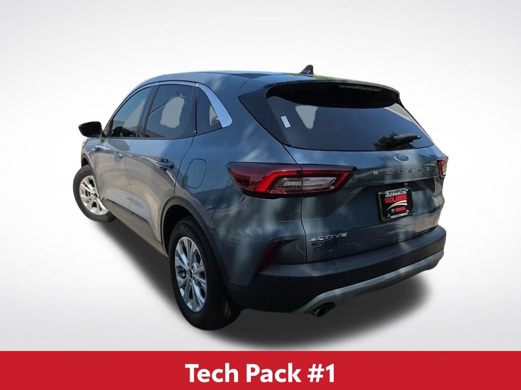 Used 2023 Ford Escape Active w/ Tech Pack #1 FWD image 9