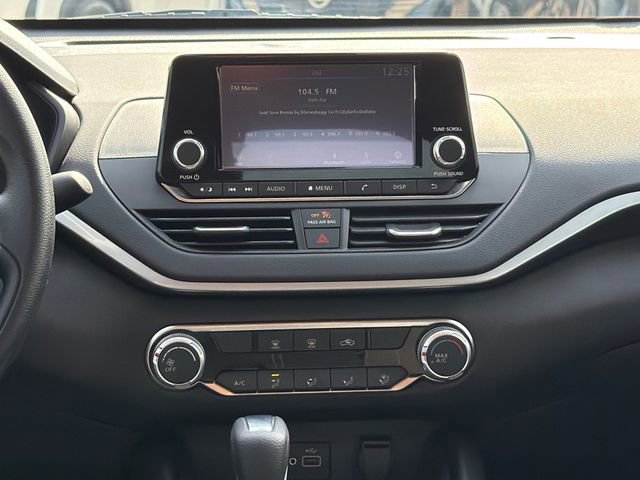 Used 2023 Nissan Altima 2.5 S image 13