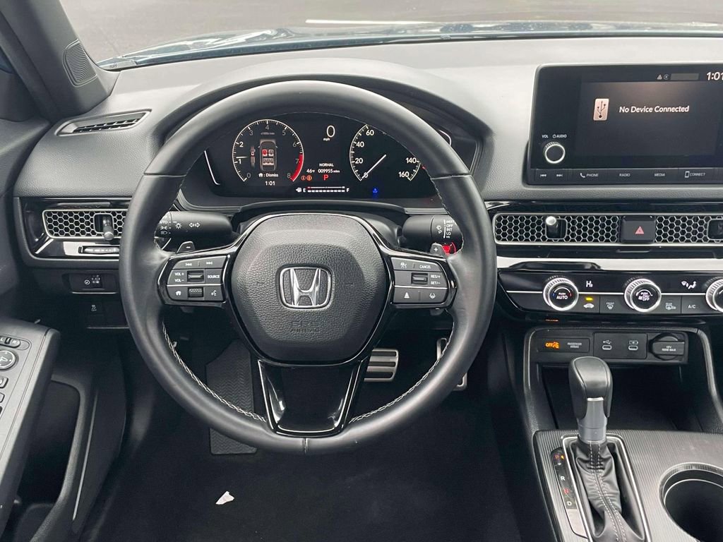 Used 2025 Honda Civic Sport image 13