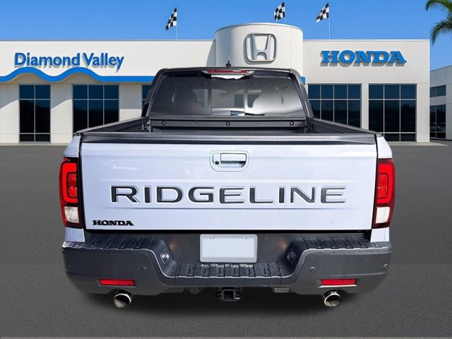 New 2026 Honda Ridgeline Black Edition image 4