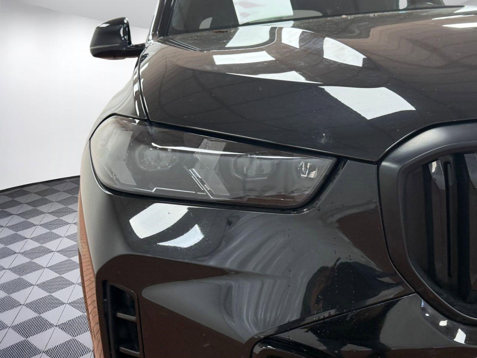 Certified 2024 BMW X5 xDrive40i w/ M Sport Package image 9