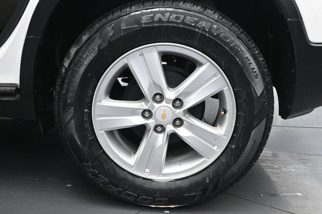 Used 2021 Chevrolet Trax LS w/ Tint and Cruise Package FWD image 21