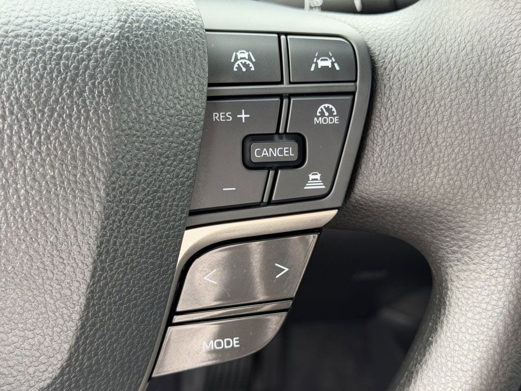Used 2026 Toyota Camry LE FWD image 23