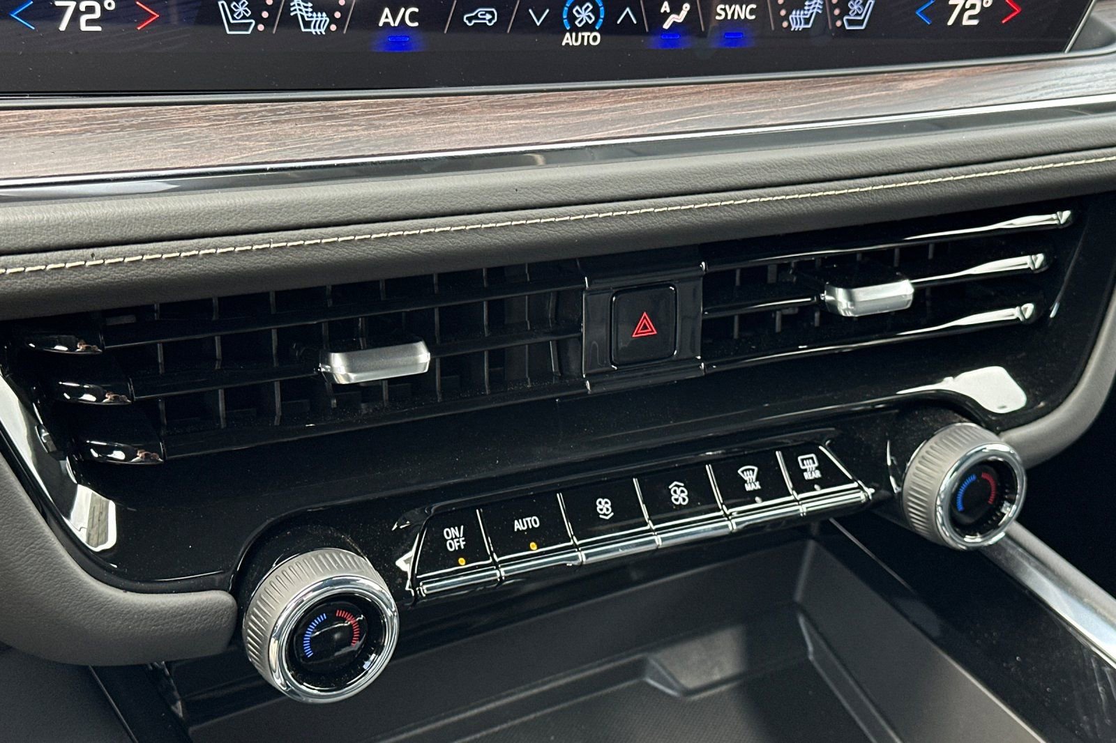 New 2026 Chevrolet Tahoe Premier w/ Sun And Tow Package RWD image 22