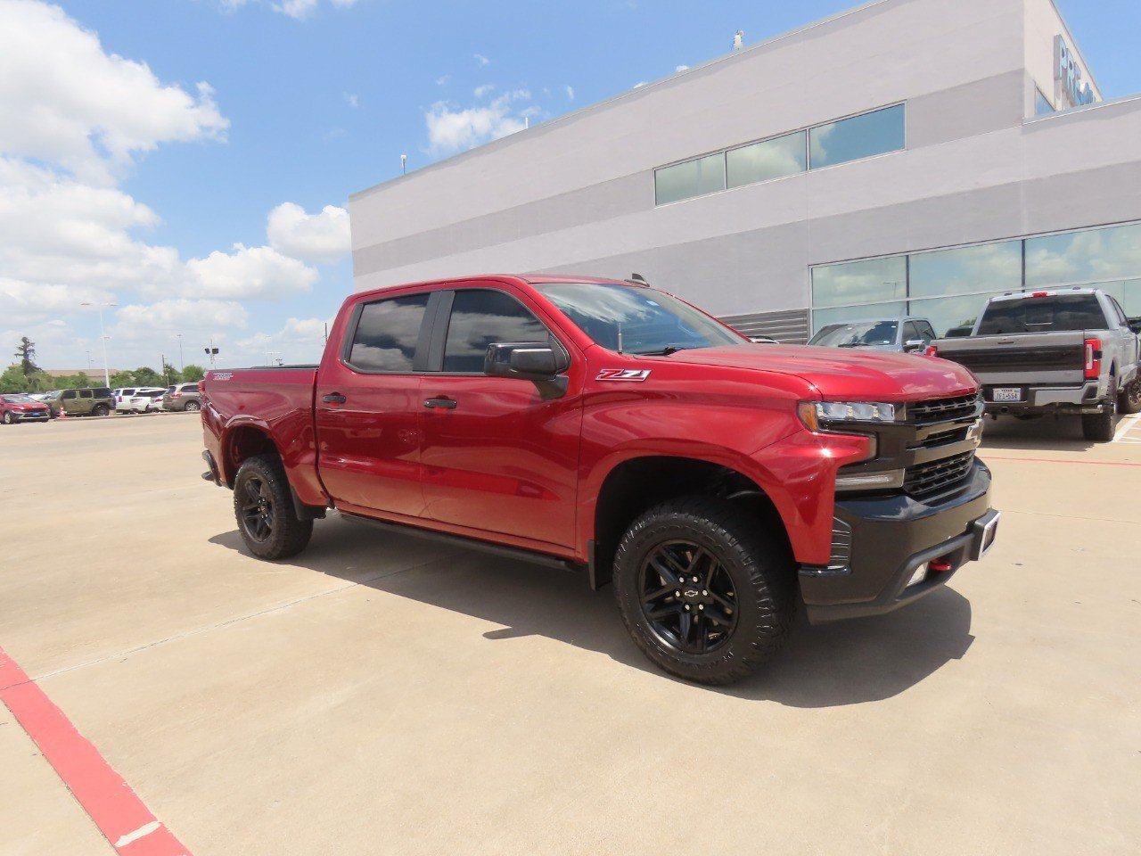 Used 2020 Chevrolet Silverado 1500 LT Trail Boss w/ Convenience Package AWD/4WD image 7