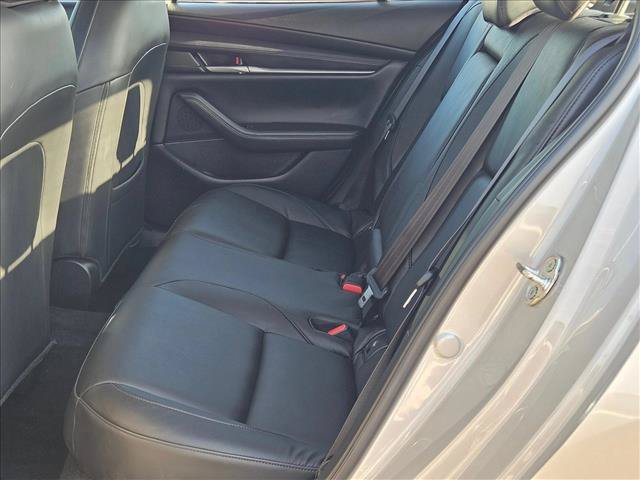 Used 2025 MAZDA MAZDA3 s FWD image 16
