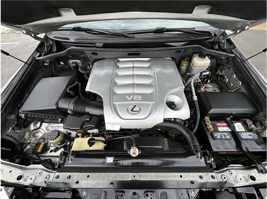 Used 2008 Lexus LX 570 4WD image 32