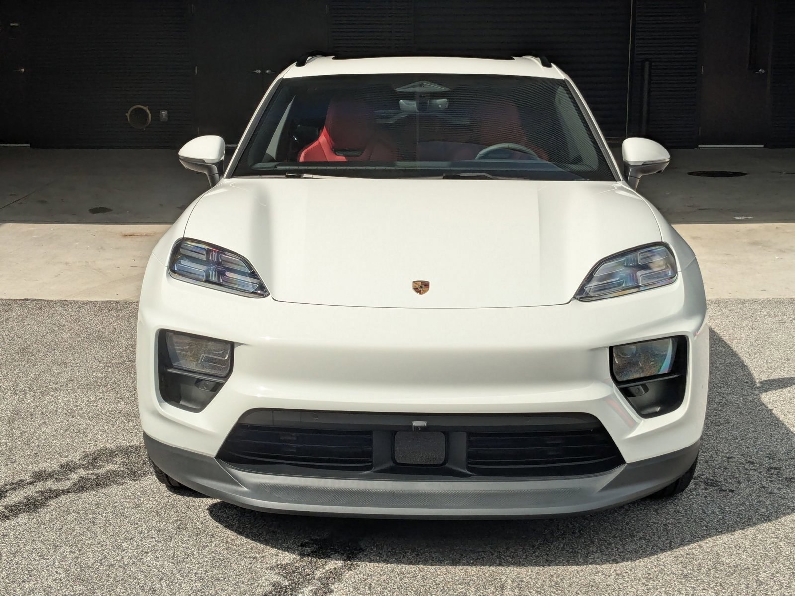 New 2025 Porsche Macan 4S Electric image 6