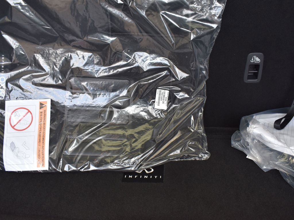 Certified 2026 INFINITI QX60 Pure w/ Cargo Package FWD image 21