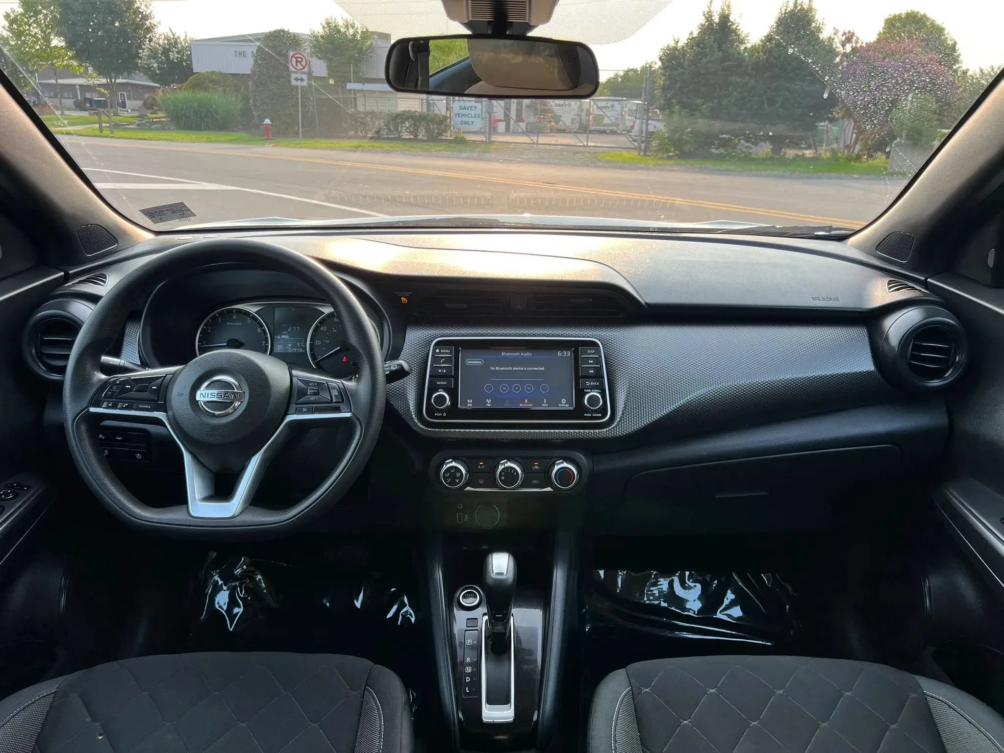 Used 2020 Nissan Kicks S FWD image 20