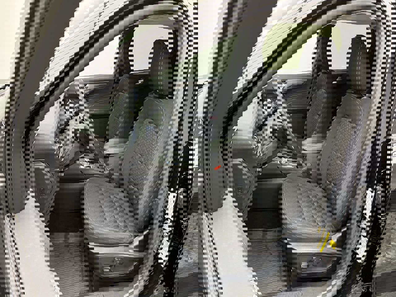 New 2024 Ford Escape Active w/ Tech Pack #2 image 9