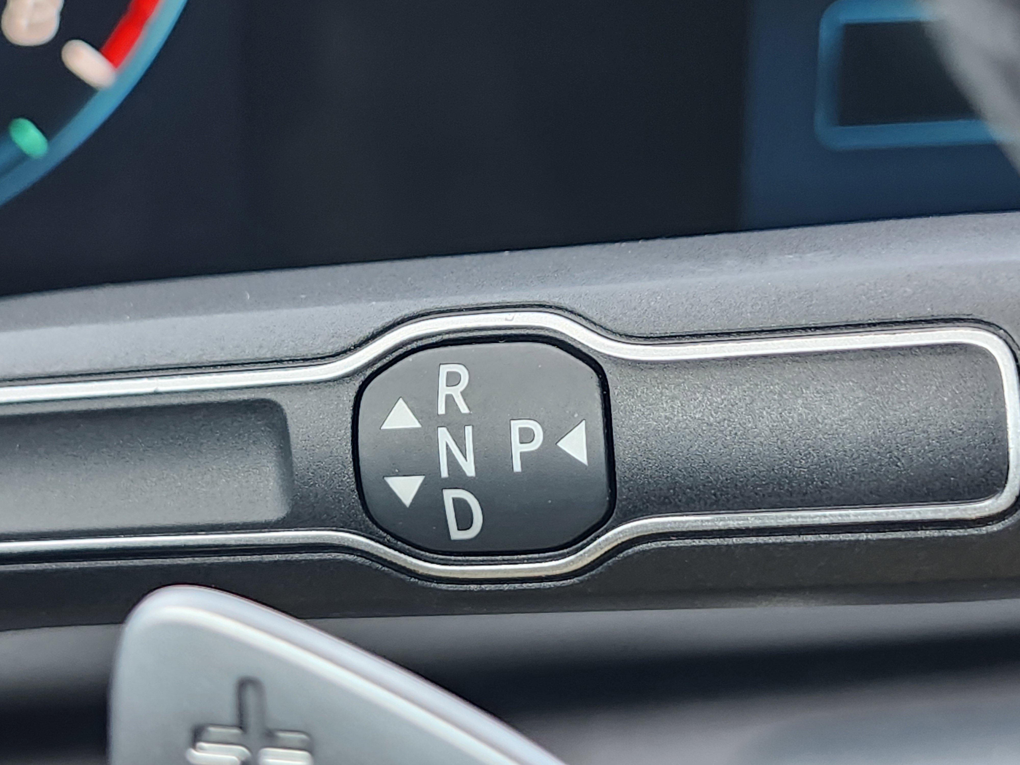 Used 2020 Mercedes-Benz GLS 580 4MATIC image 39