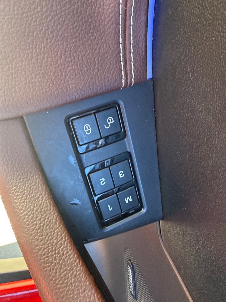 Used 2020 Jaguar F-PACE S image 18