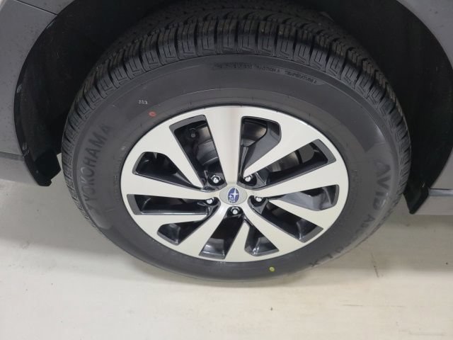 Used 2022 Subaru Outback Premium AWD/4WD image 38