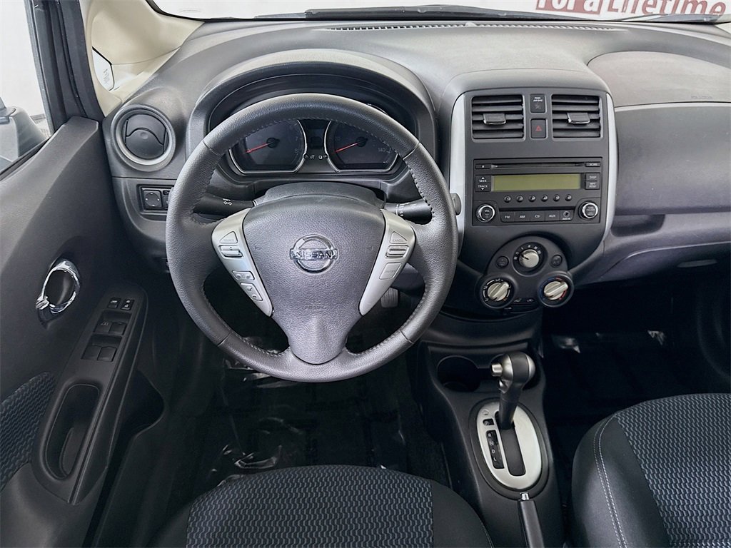 Used 2014 Nissan Versa Note SV image 3