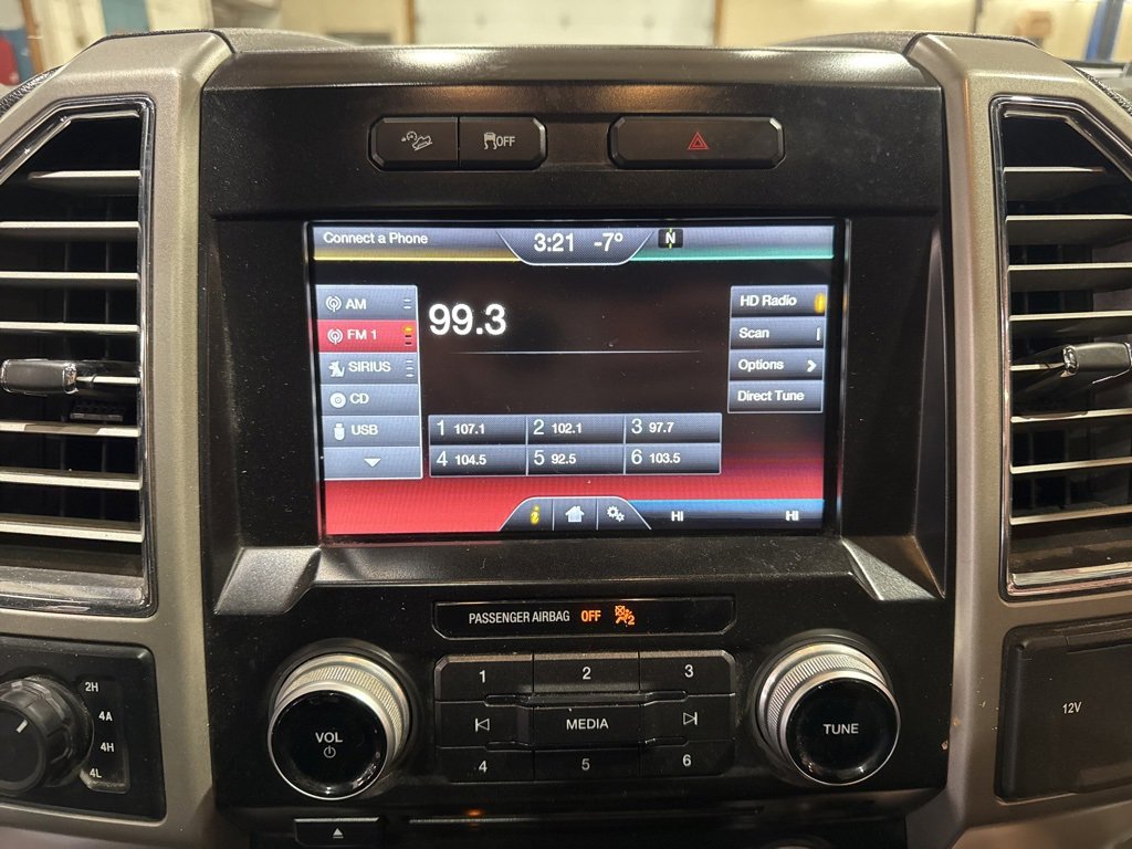 Used 2015 Ford F150 Lariat w/ Equipment Group 502A Luxury image 24