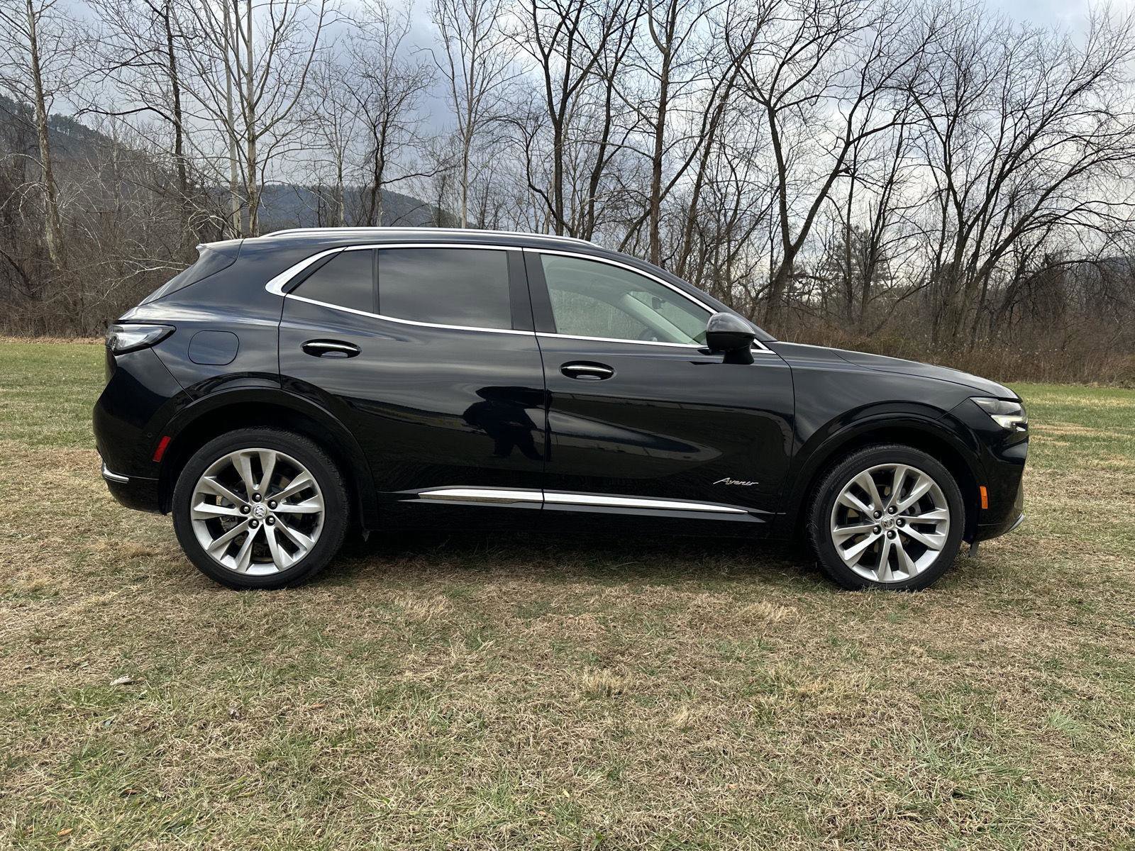 Used 2023 Buick Envision Avenir image 4