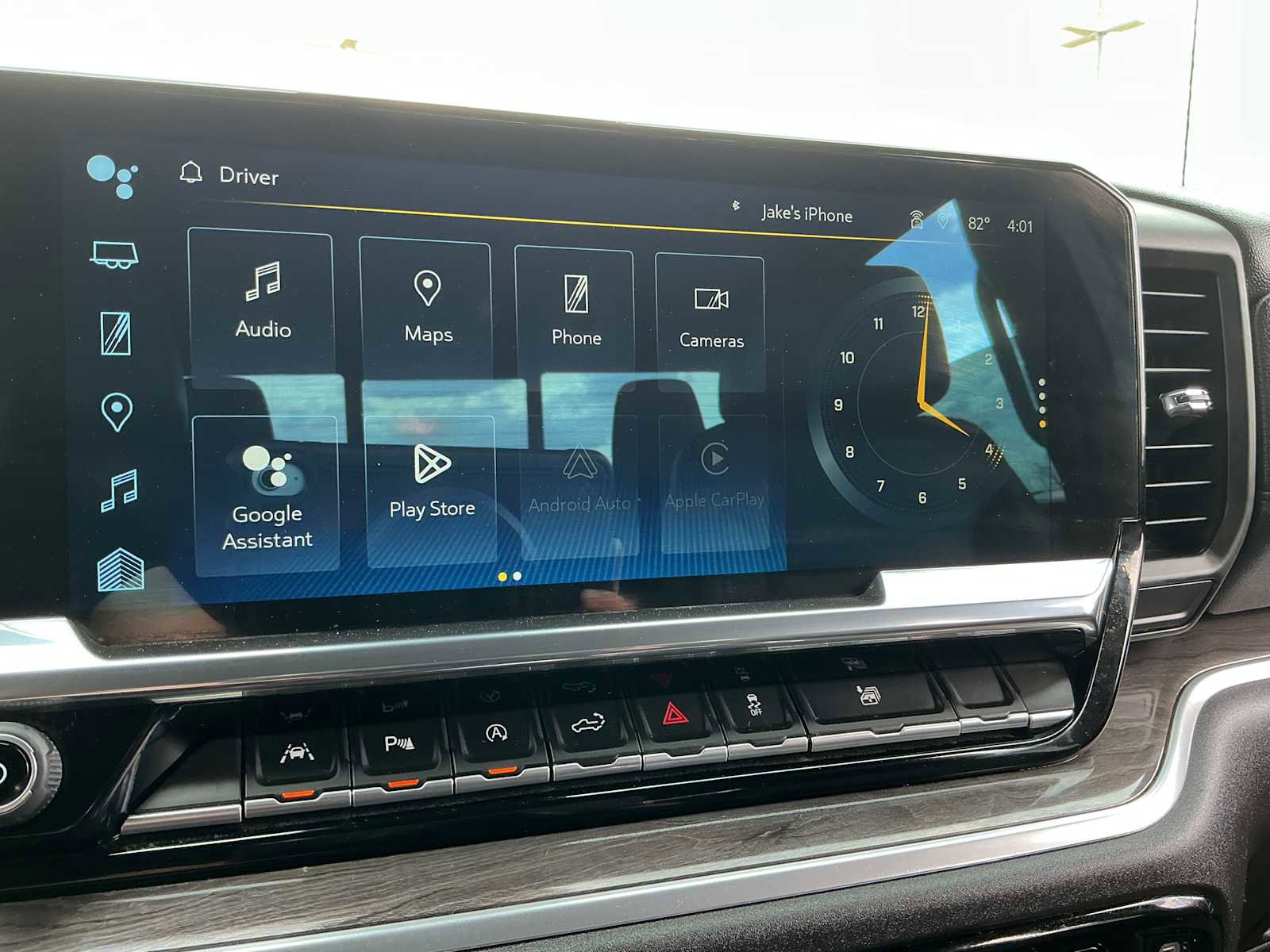 Used 2022 Chevrolet Silverado 1500 LTZ w/ Technology Package image 9