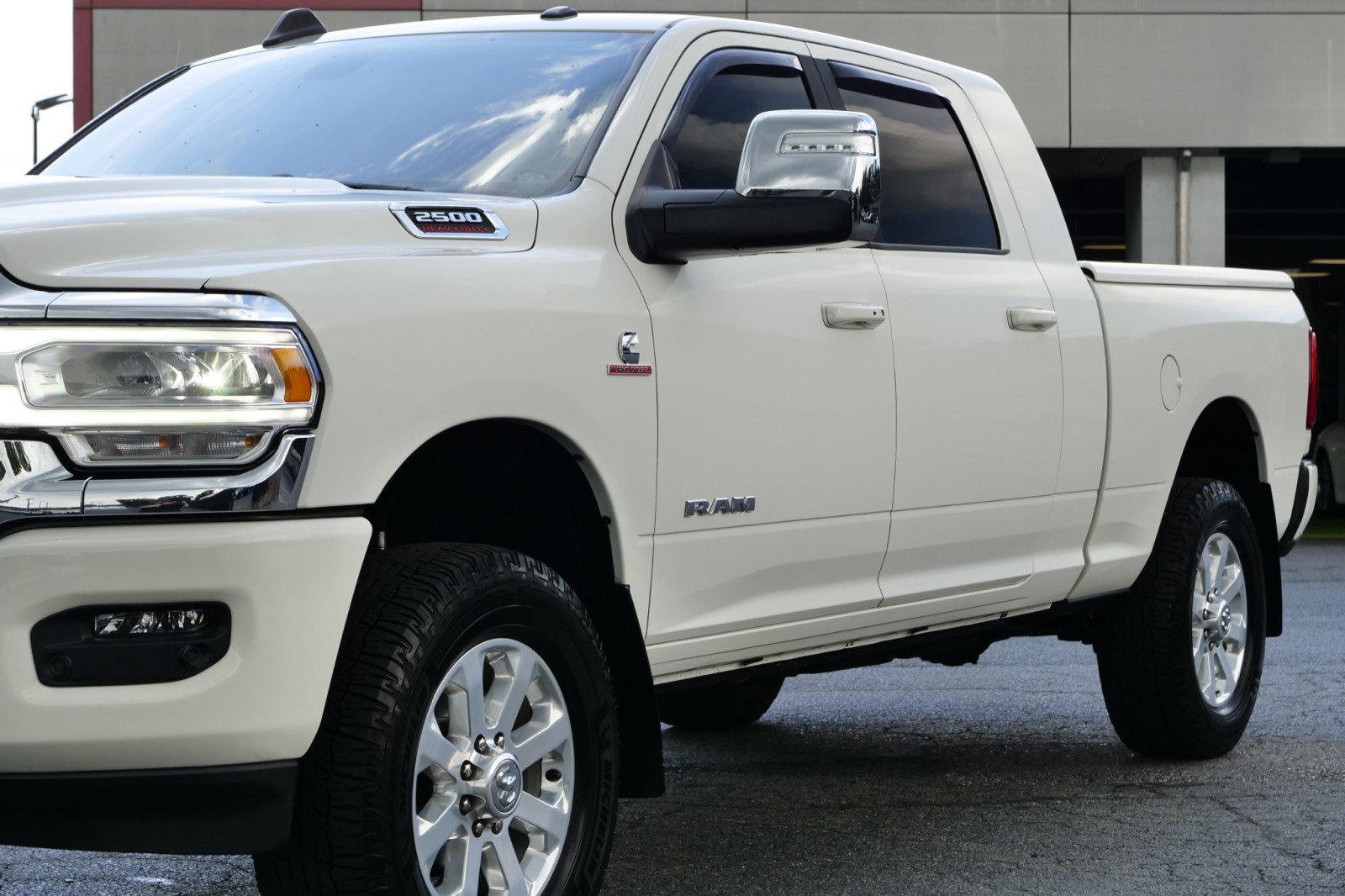 Used 2023 RAM 2500 Laramie AWD/4WD image 56