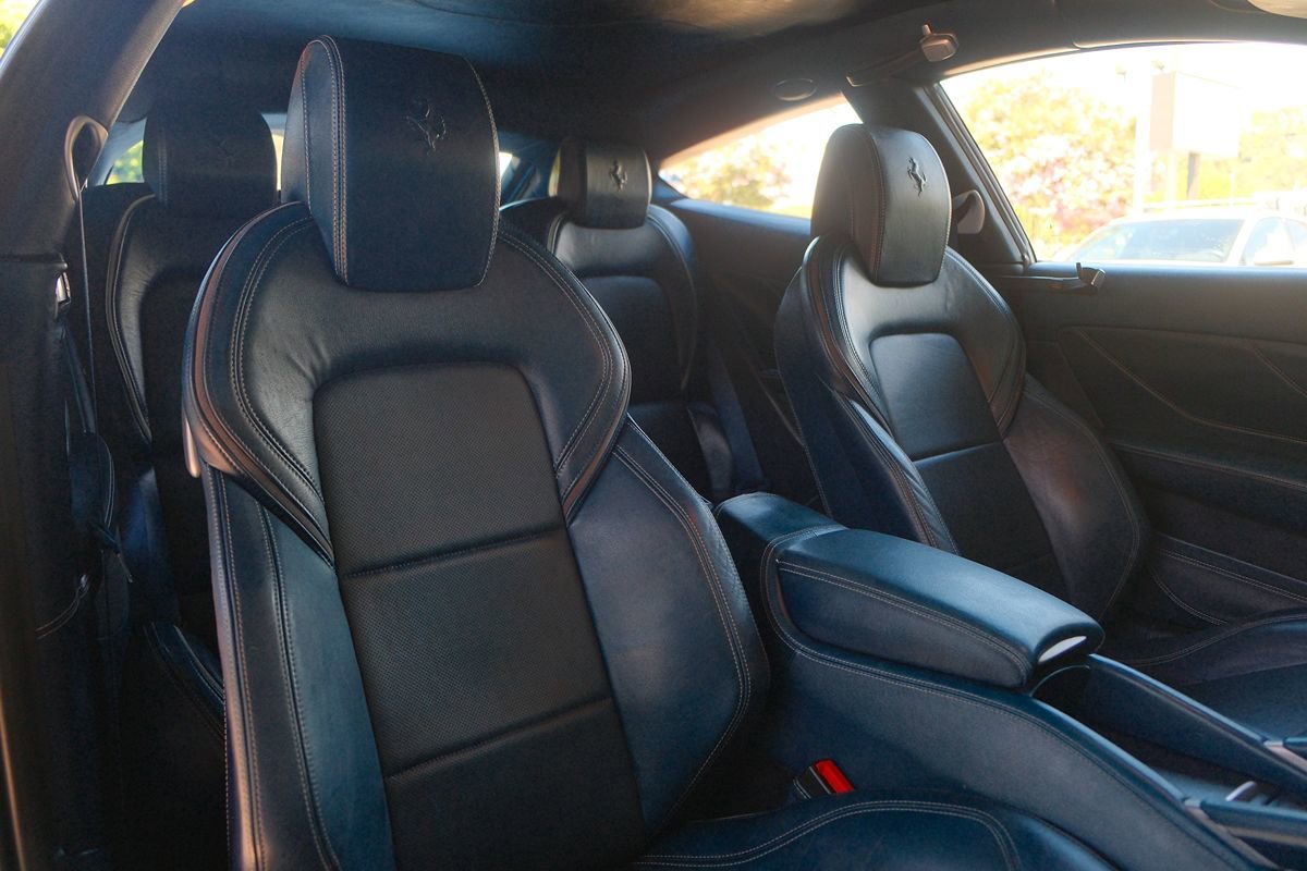 Used 2012 Ferrari FF AWD/4WD image 26