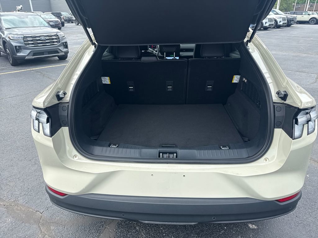 Used 2025 Ford Mustang Mach-E Select AWD/4WD image 11