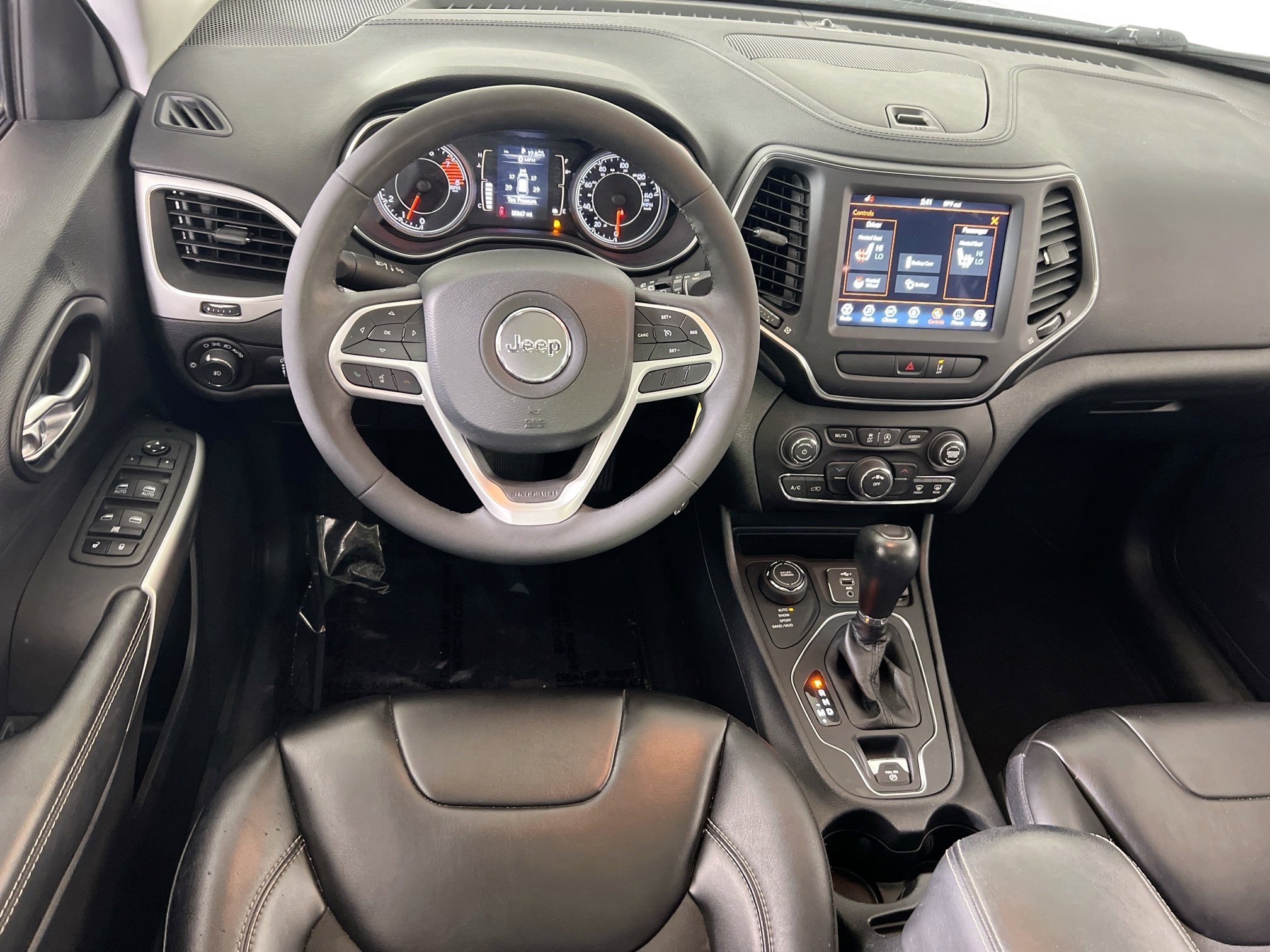 Used 2022 Jeep Cherokee Latitude w/ Sun & Sound Group AWD/4WD image 22