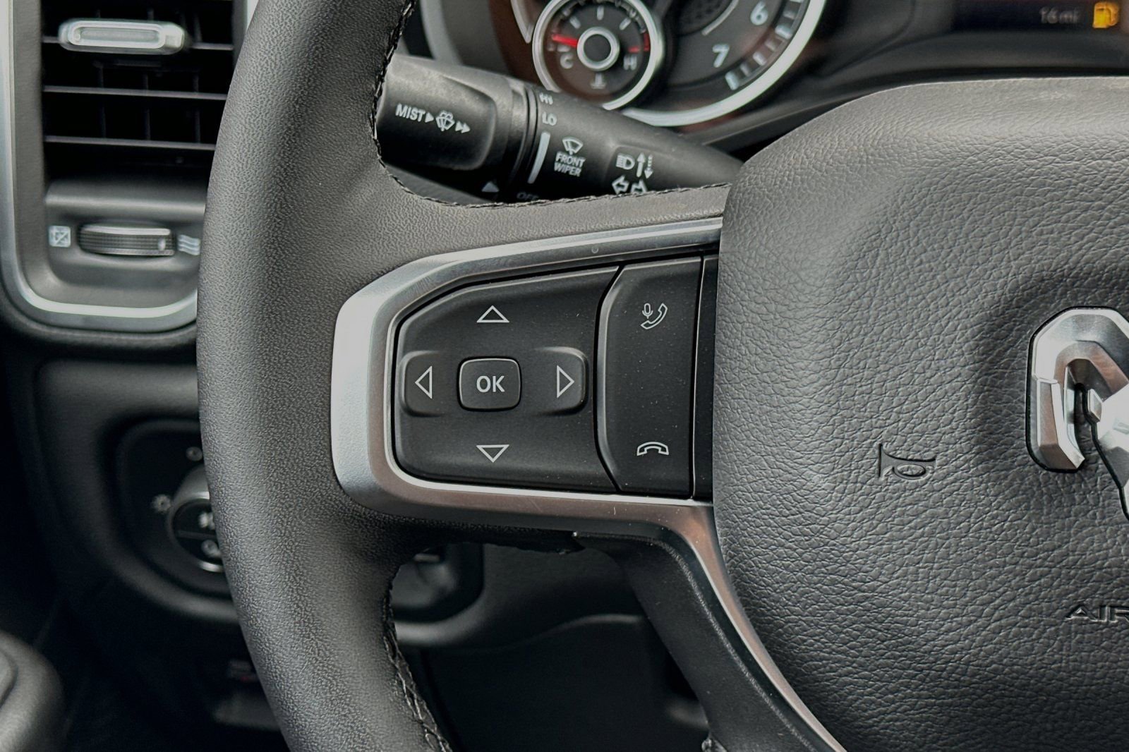 New 2025 RAM 1500 Big Horn AWD/4WD image 27