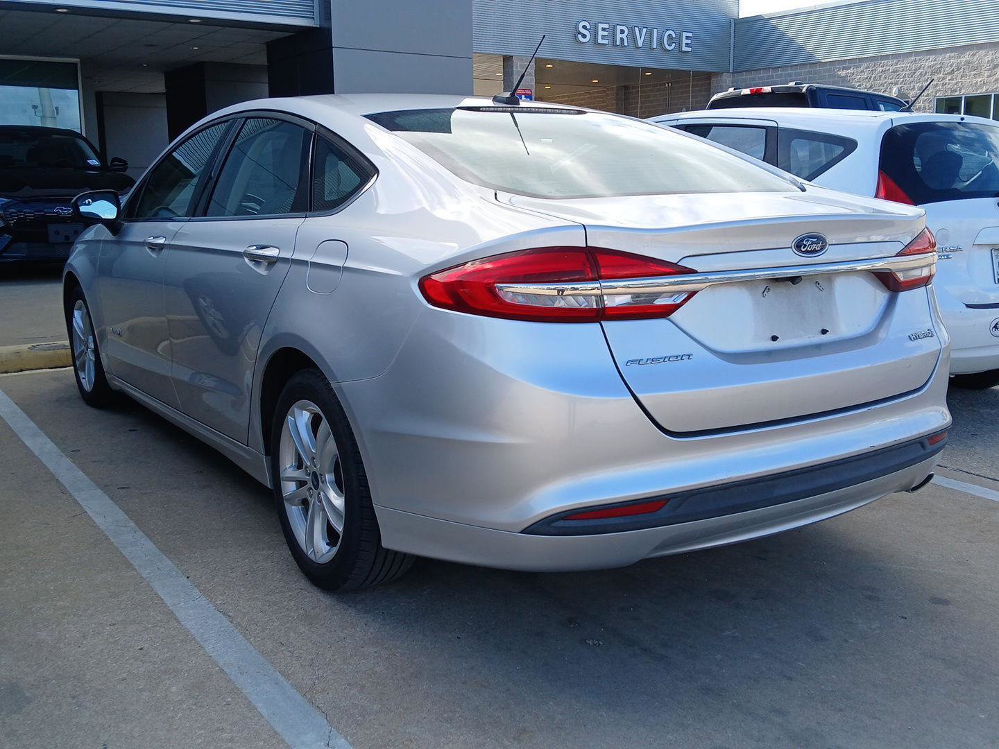 Used 2018 Ford Fusion S FWD image 8