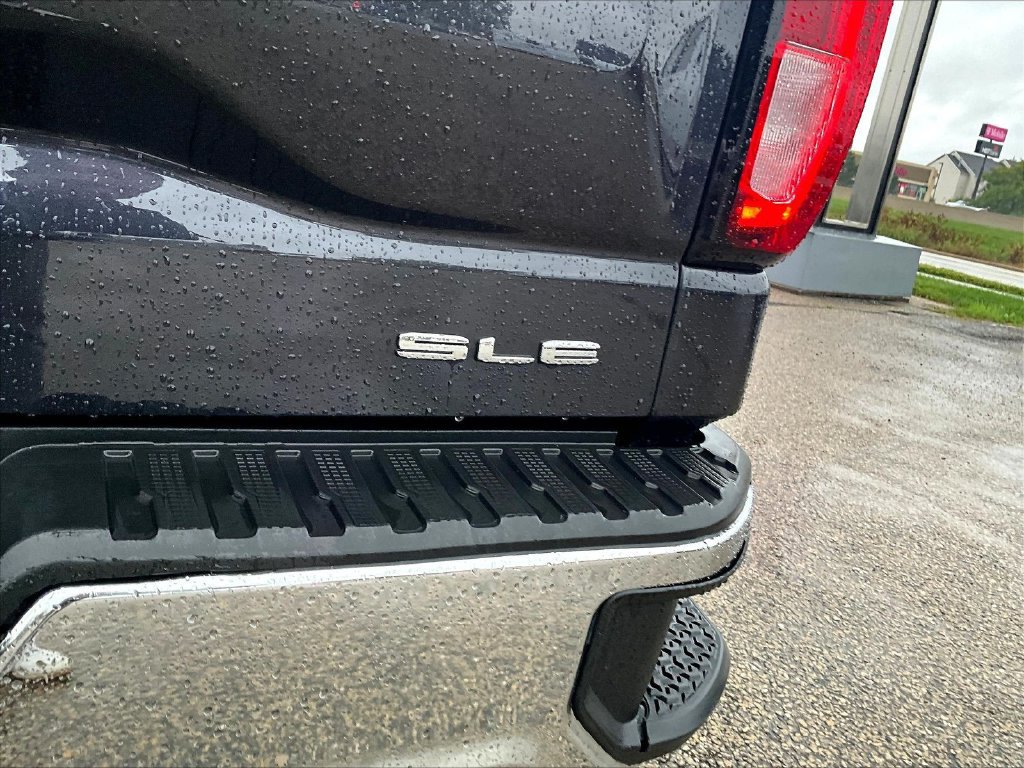 Used 2023 GMC Sierra 1500 SLE AWD/4WD image 27
