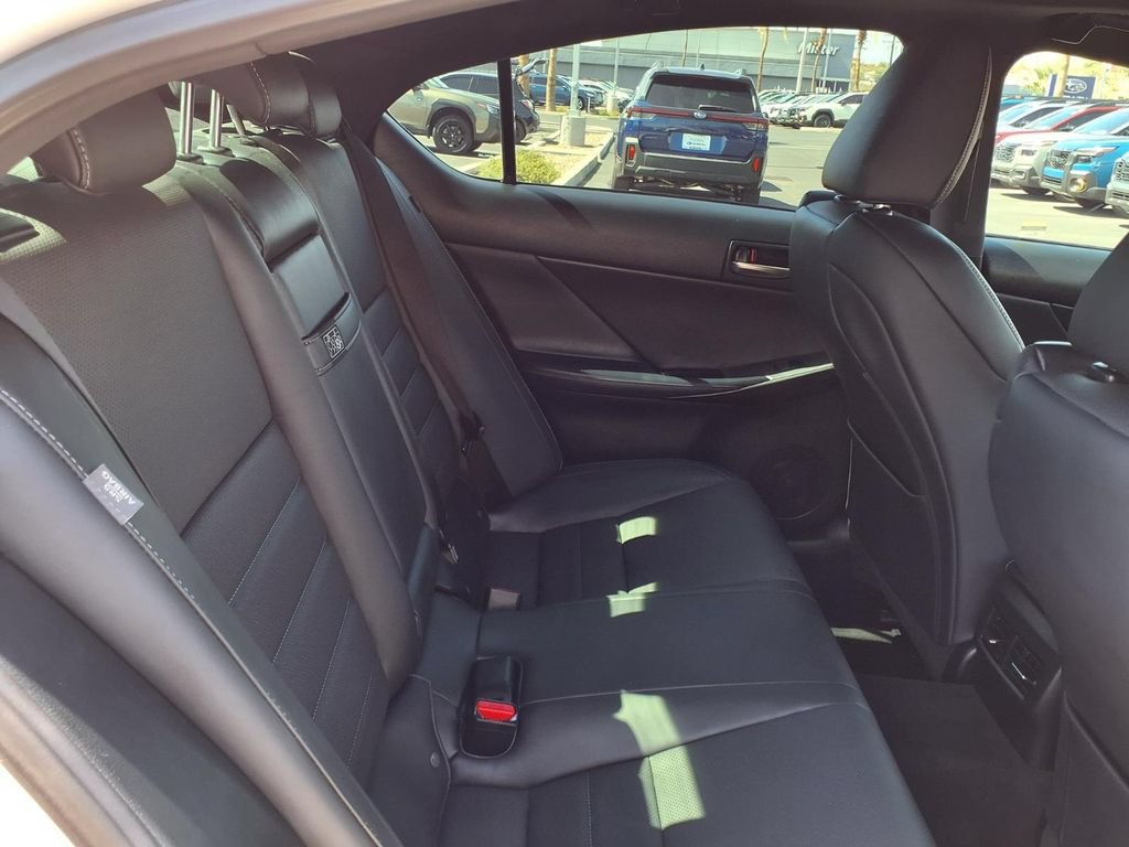 Used 2023 Lexus IS 500 RWD image 22
