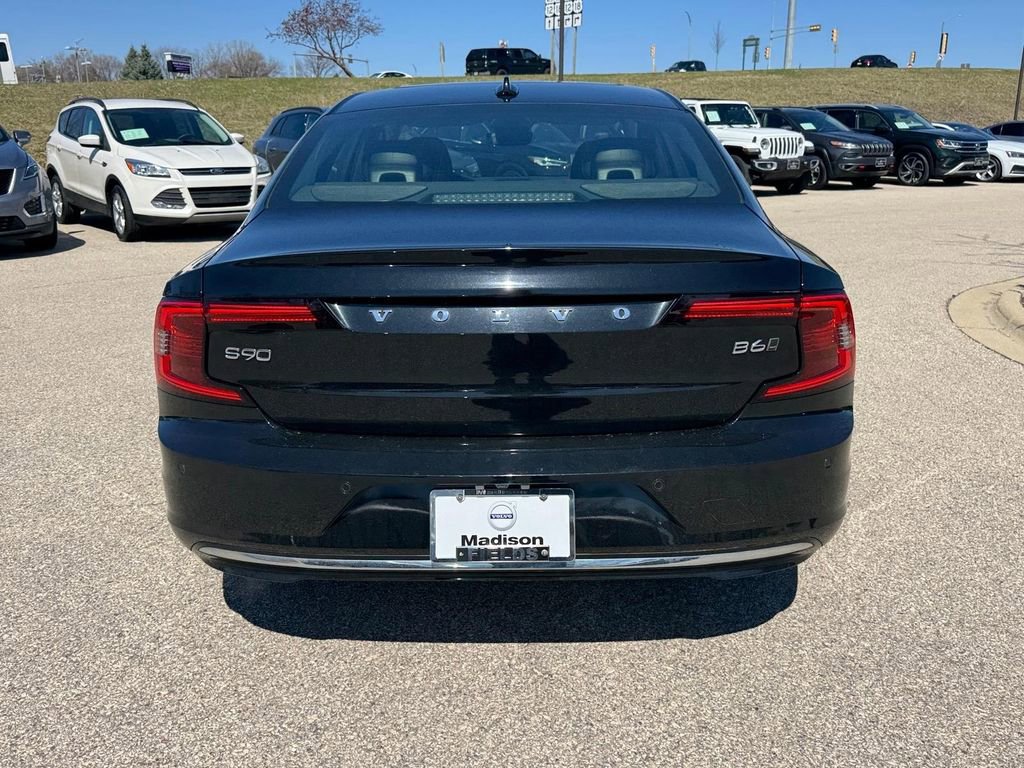 Certified 2023 Volvo S90 B6 Ultimate image 3