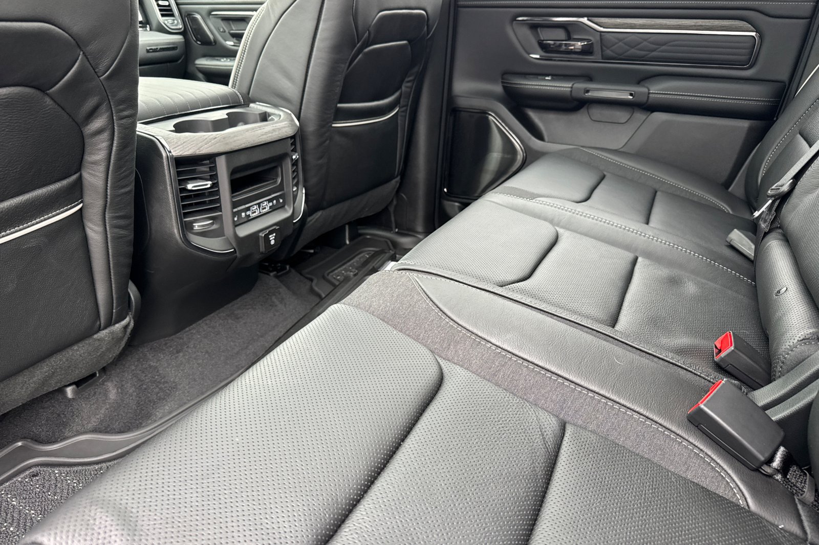 New 2026 RAM 1500 Limited AWD/4WD image 11