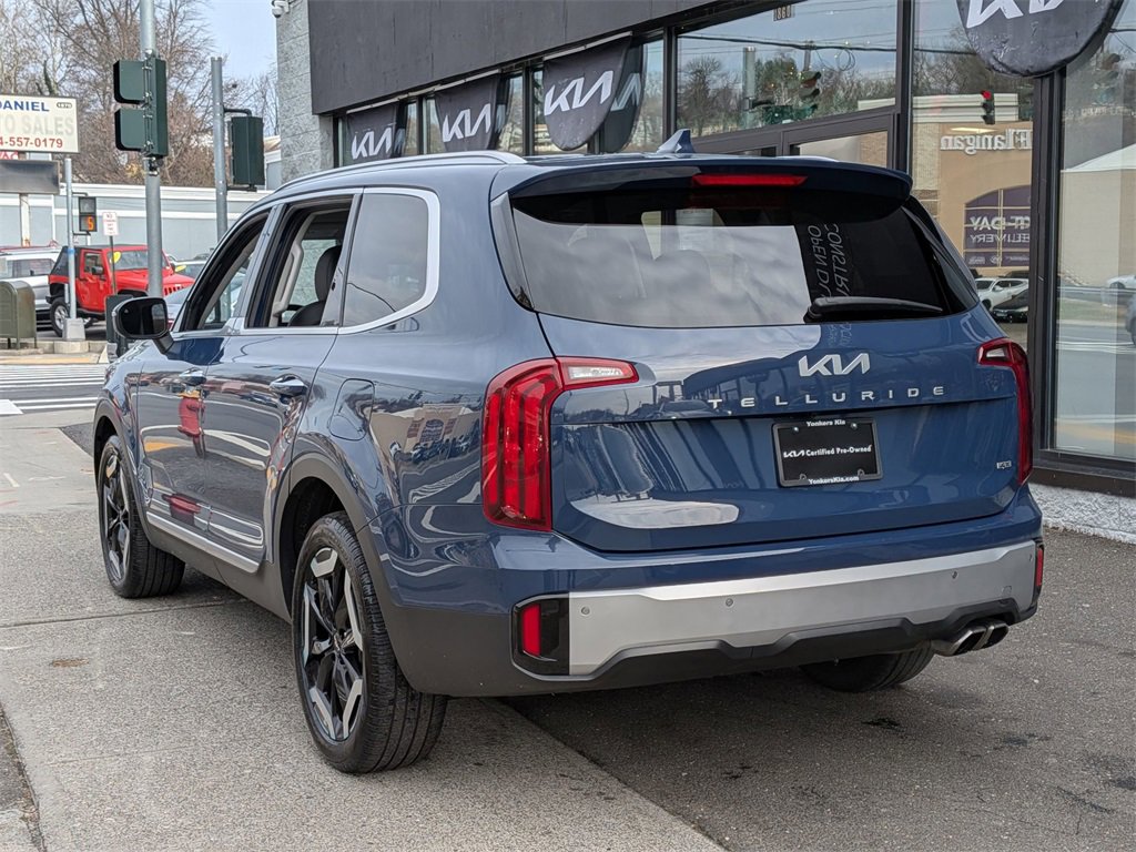 Certified 2023 Kia Telluride S image 11